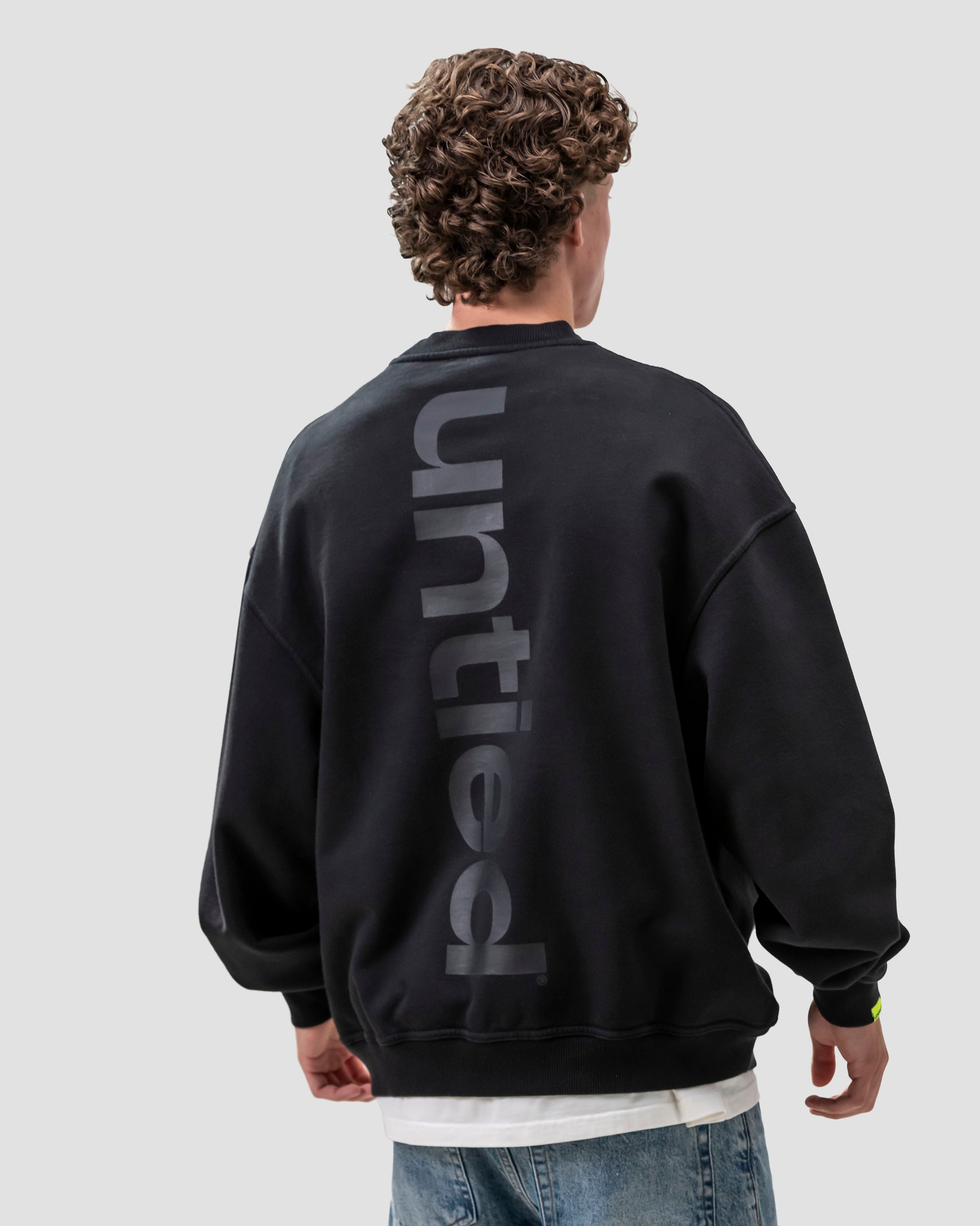 UNTIED® CREWNECK — Black