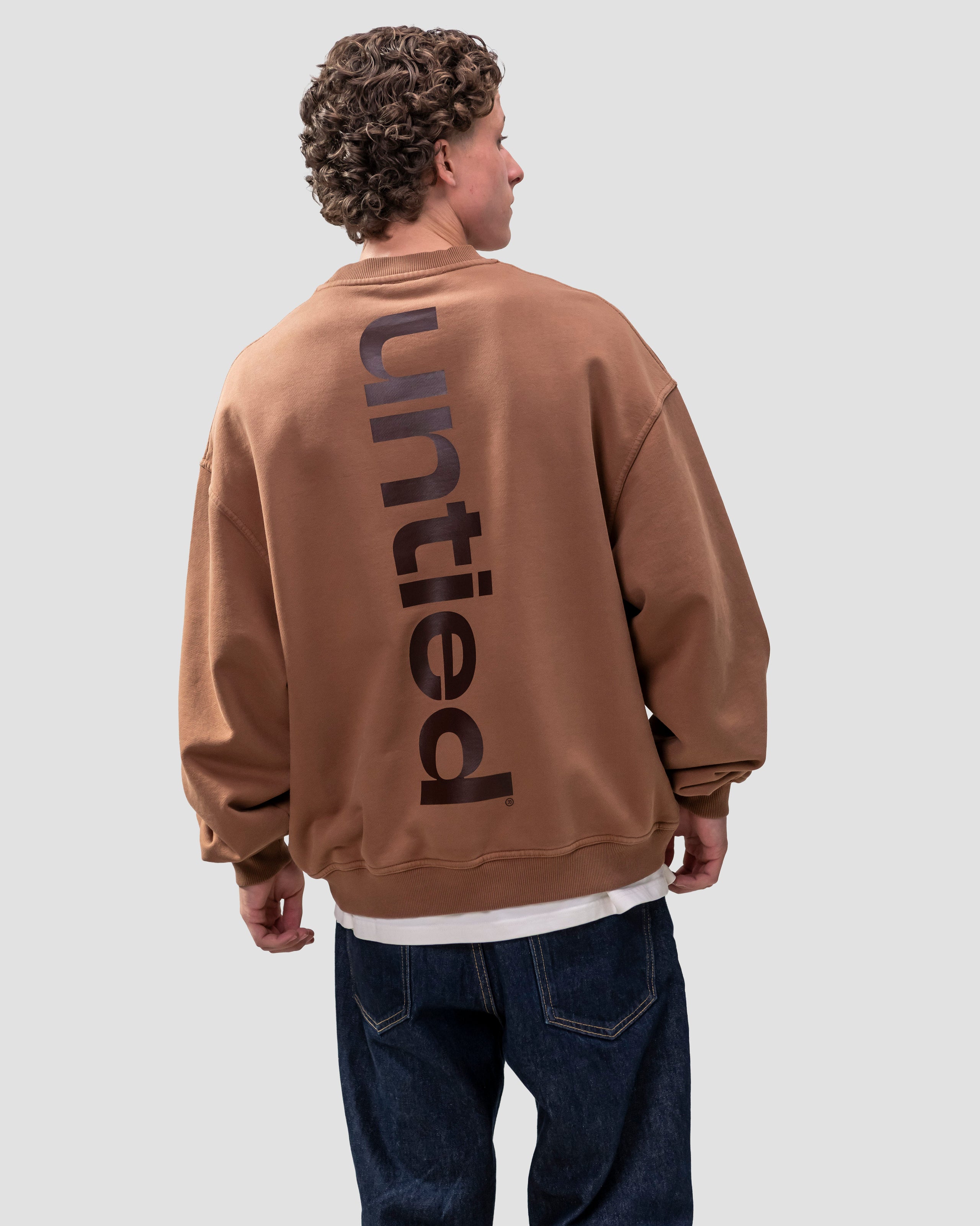 UNTIED® CREWNECK — Brown